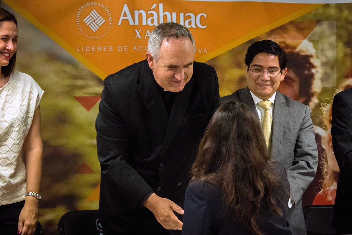 4 / 24 - Ceremonia de Fin de Cursos y Premiación anual del Bachillerato Anáhuac Xalapa