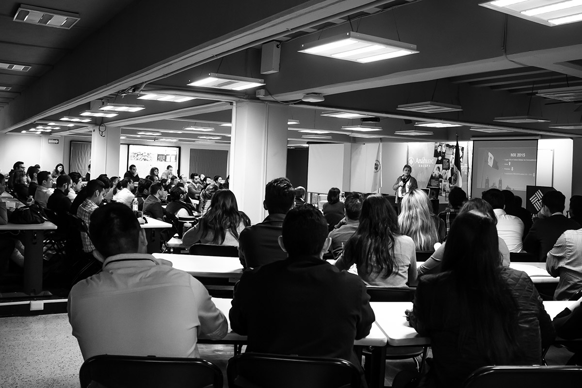 2 / 10 - La Mtra. Gisela Rubach imparte conferencia en la Anáhuac 2 / 10 - La Mtra. Gisela Rubach imparte conferencia en la Anáhuac