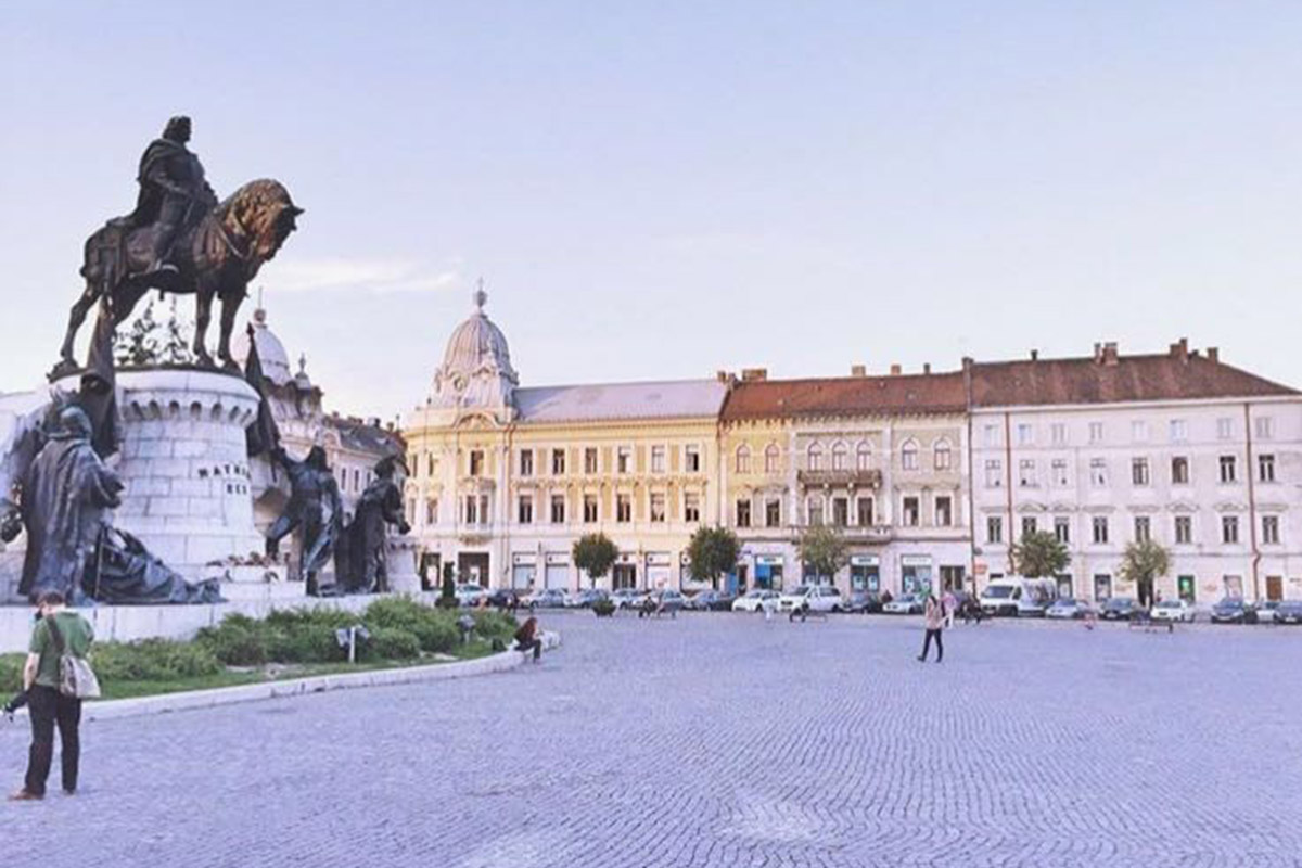 2 / 5 - Prácticas profesionales en Rumania 2 / 5 - Prácticas profesionales en Rumania