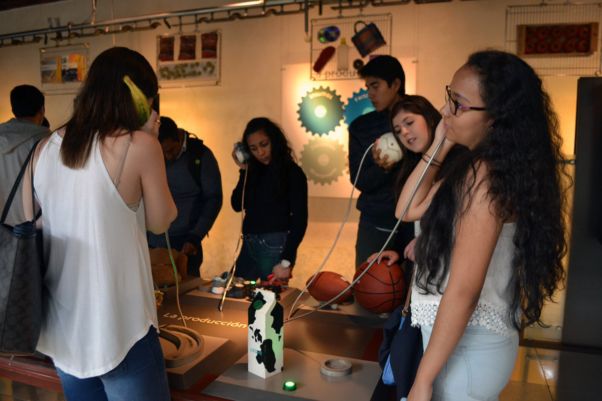 5 / 7 - Visita a Banco de México 5 / 7 - Visita a Banco de México