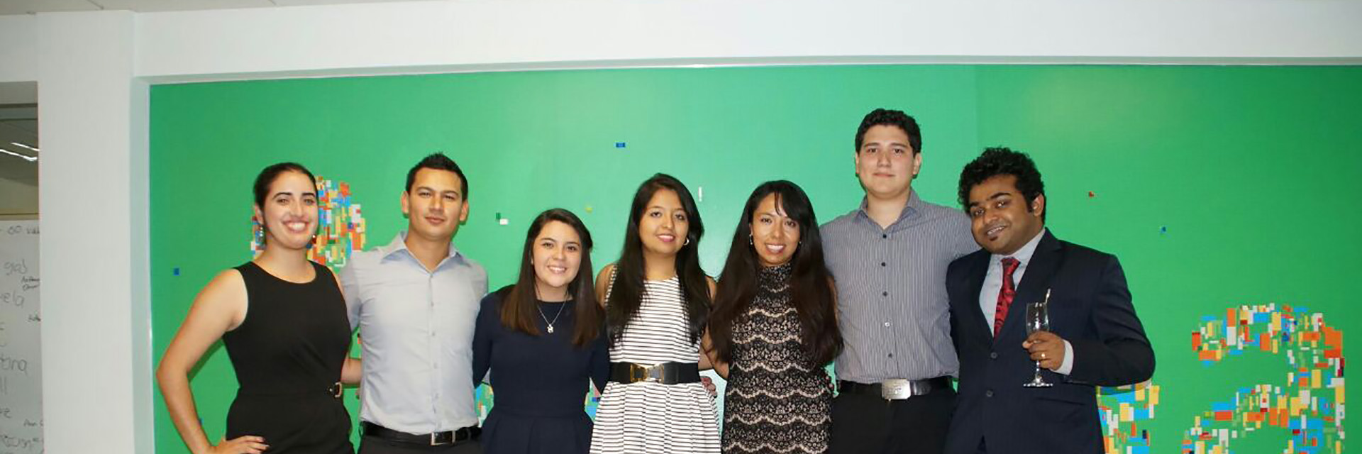 Alumnos premiados en la clausura del programa Global Startups Lab
