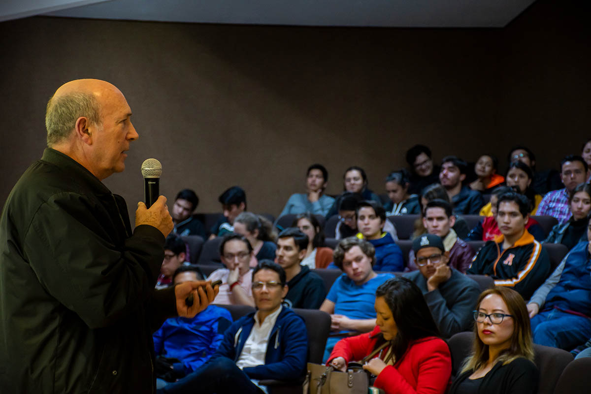 3 / 3 - Transformando Datos en Estrategia: el Poder de la Inteligencia de Negocios 3 / 3 - Transformando Datos en Estrategia: el Poder de la Inteligencia de Negocios