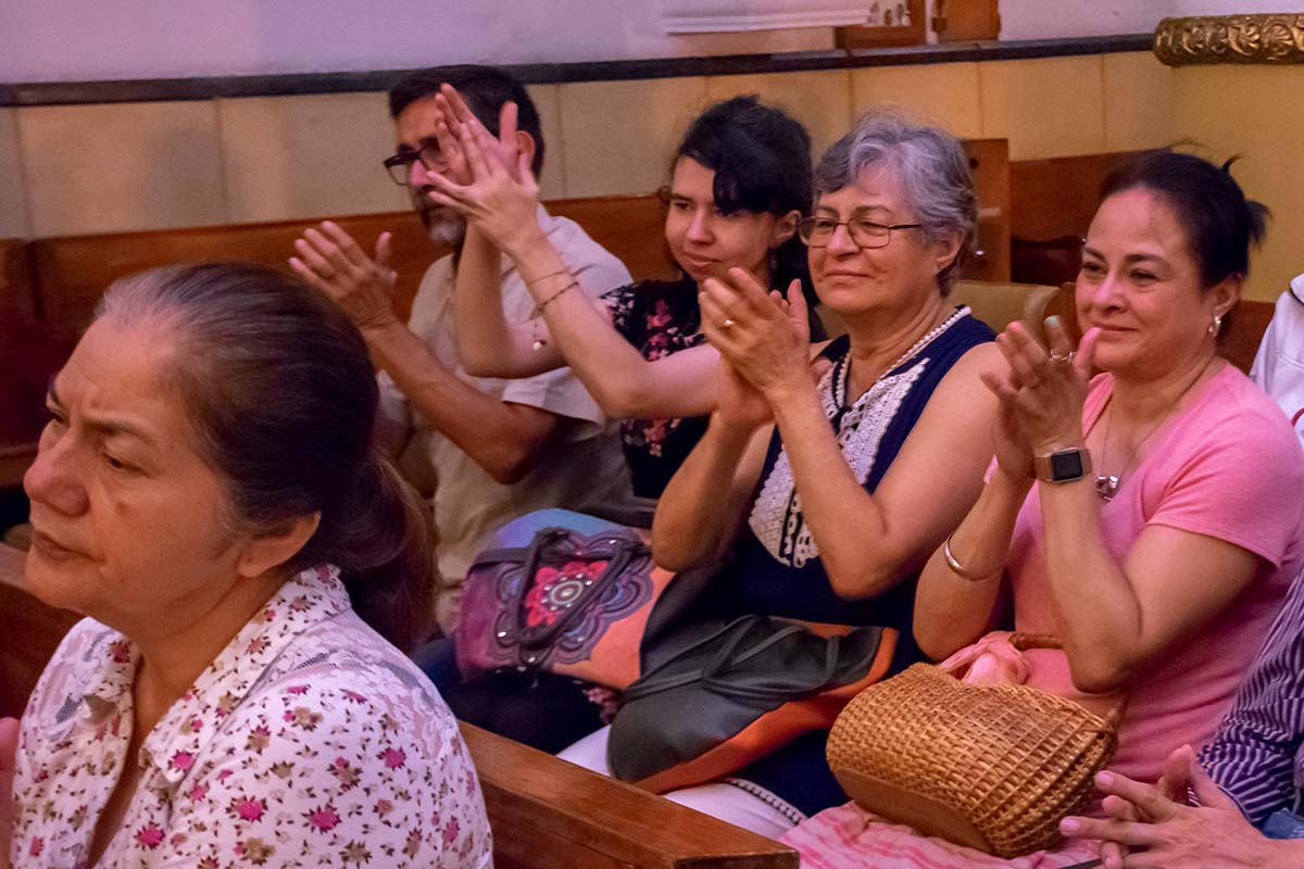 8 / 10 - El talento del Ensamble Clásico Anáhuac hace gala en la Iglesia de San José, la más