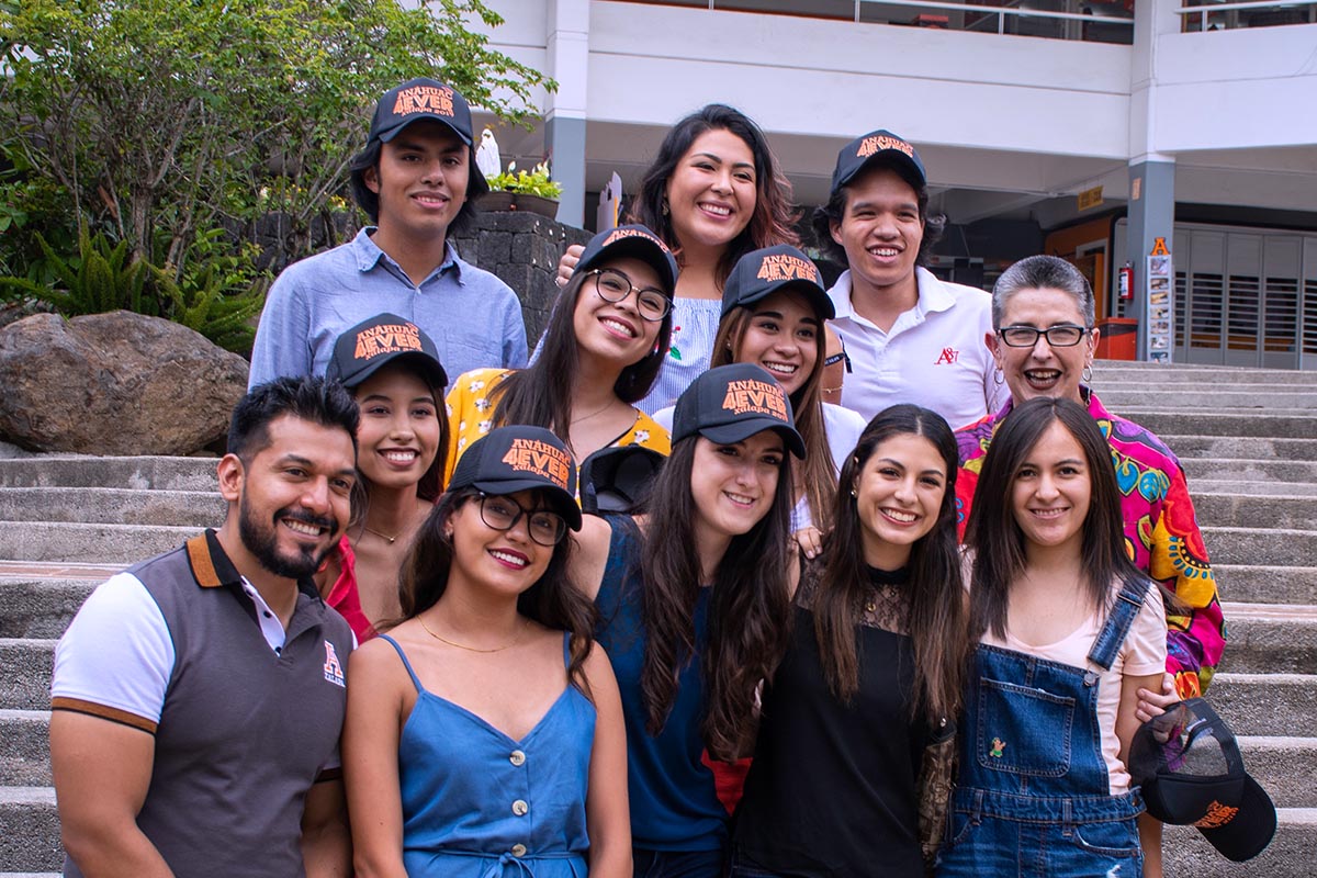 2 / 22 - Decimos Hasta Pronto a la Generación 2019: Anáhuac 4EVER