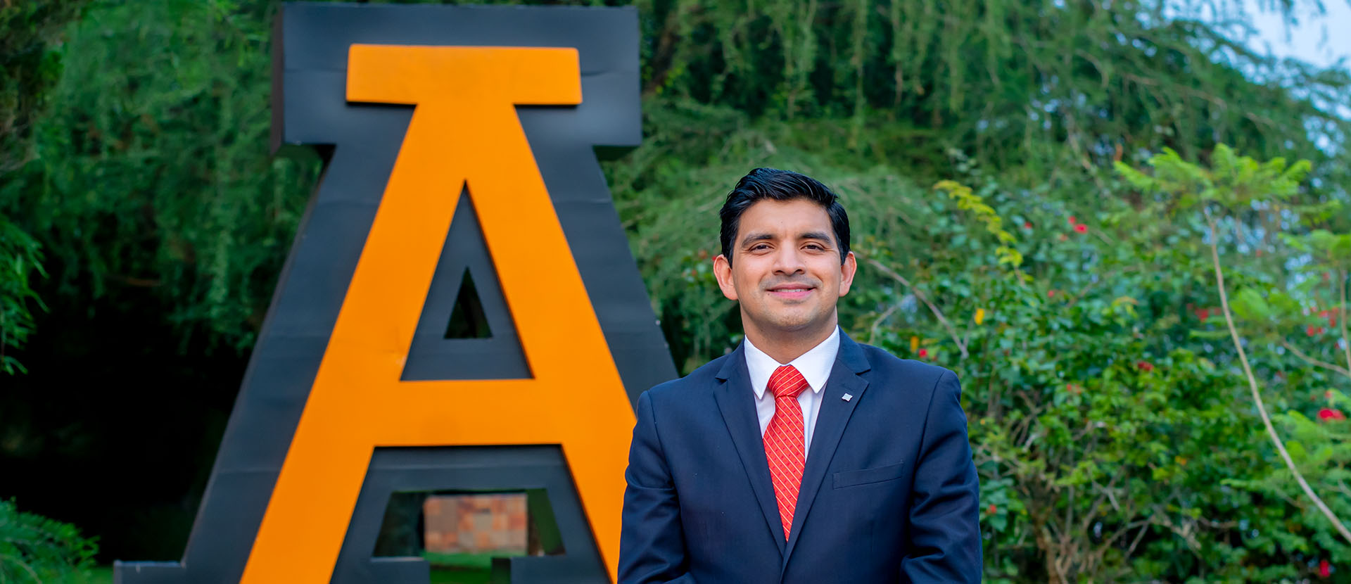 Entrevista al Lic. Abraham K. Weller Lara, Presidente del Consejo Consultivo de Negocios