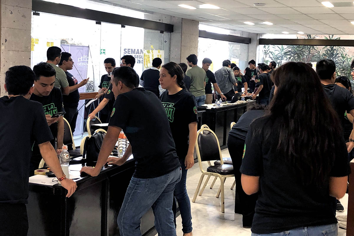 5 / 14 - Alumnos de Administración y Dirección de Empresas participan en Challenge de