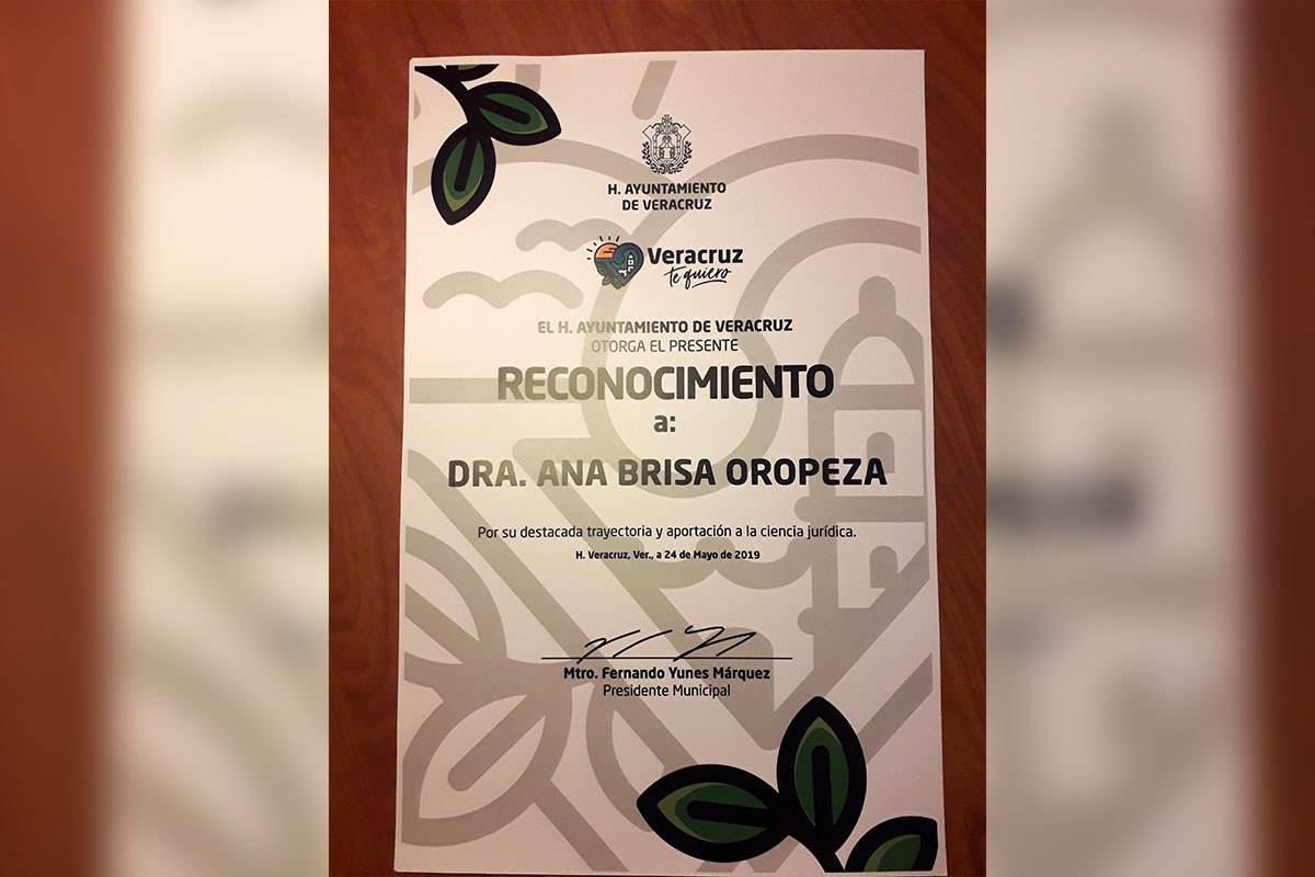 3 / 7 - Participación de la Universidad Anáhuac Xalapa en Seminario Internacional de Historia