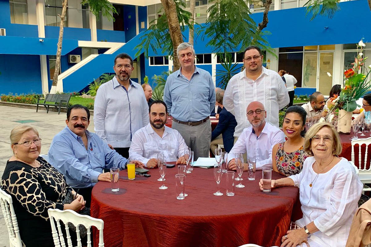 5 / 7 - Participación de la Universidad Anáhuac Xalapa en Seminario Internacional de Historia