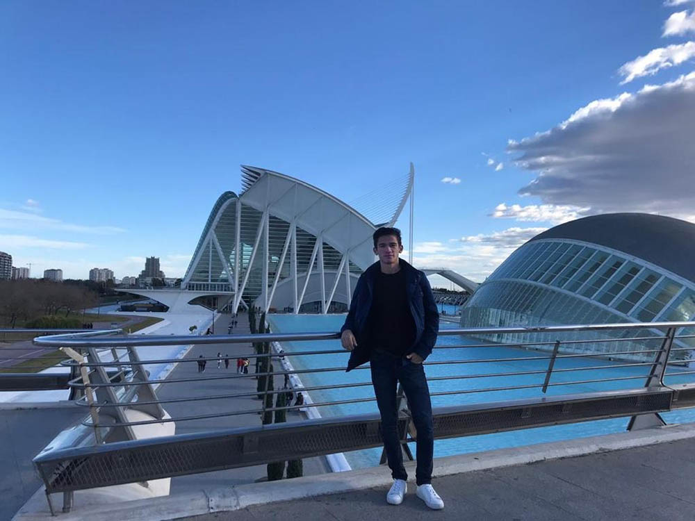 5 / 5 - Intercambio Académico en España de Alumno de Negocios Internacionales 5 / 5 - Intercambio Académico en España de Alumno de Negocios Internacionales