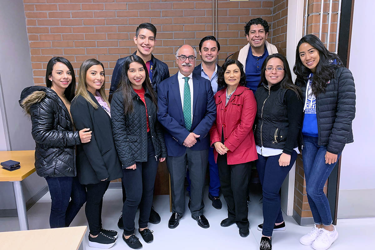 4 / 9 - Alumnos de la Universidad Anáhuac Xalapa viajaron a España para realizar Estudios en