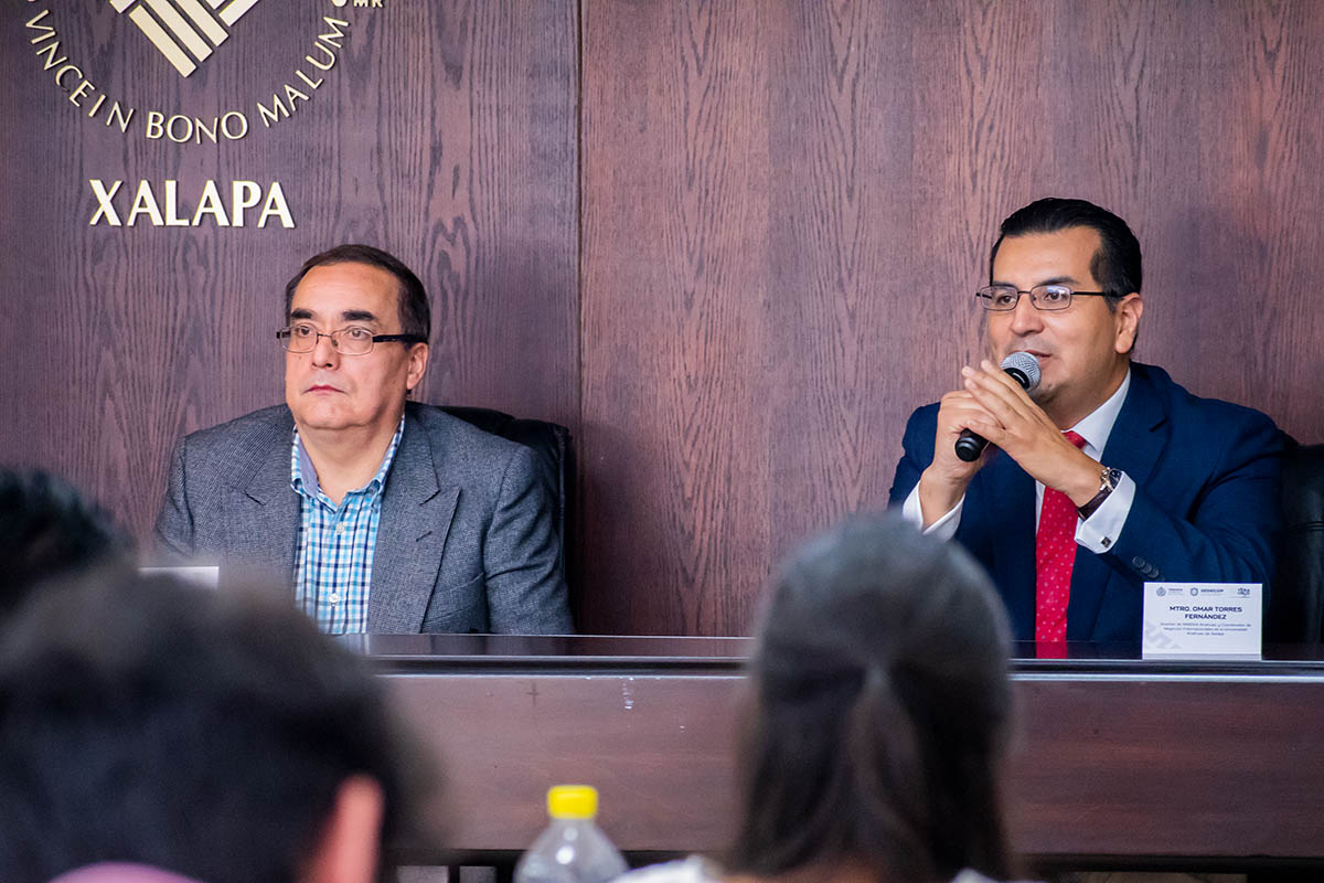 2 / 3 - Curso-Taller sobre Marcas y Patentes impartido por el IMPI 2 / 3 - Curso-Taller sobre Marcas y Patentes impartido por el IMPI