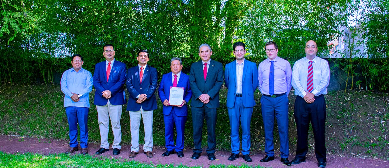 Visita del Presidente de Grupo Empresarial Nuvoil