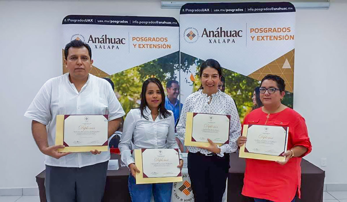 2 / 4 - Concluye el Primer Diplomado Anáhuac en el nuevo espacio de Capacitación en Veracruz 2 / 4 - Concluye el Primer Diplomado Anáhuac en el nuevo espacio de Capacitación en Veracruz
