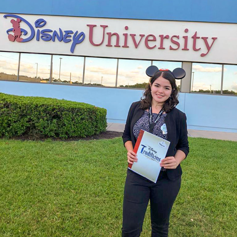 1 / 4 - Exitosa Participación de Negocios Internacionales en el Disney ICP 2019 1 / 4 - Exitosa Participación de Negocios Internacionales en el Disney ICP 2019