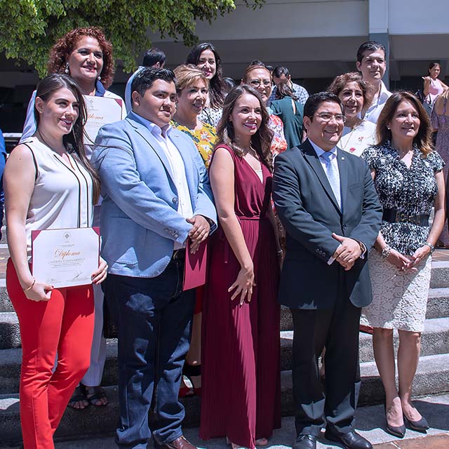 Felicitaciones a la Comunidad de Extensión Universitaria