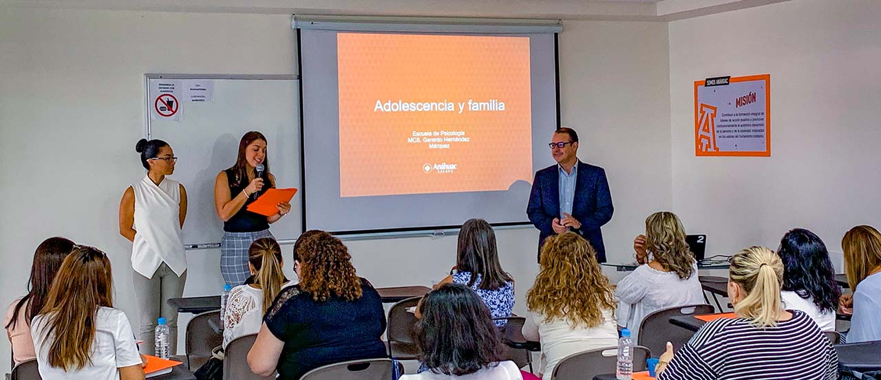Conferencia Adolescencia y Familia en Boca del Río, Veracruz