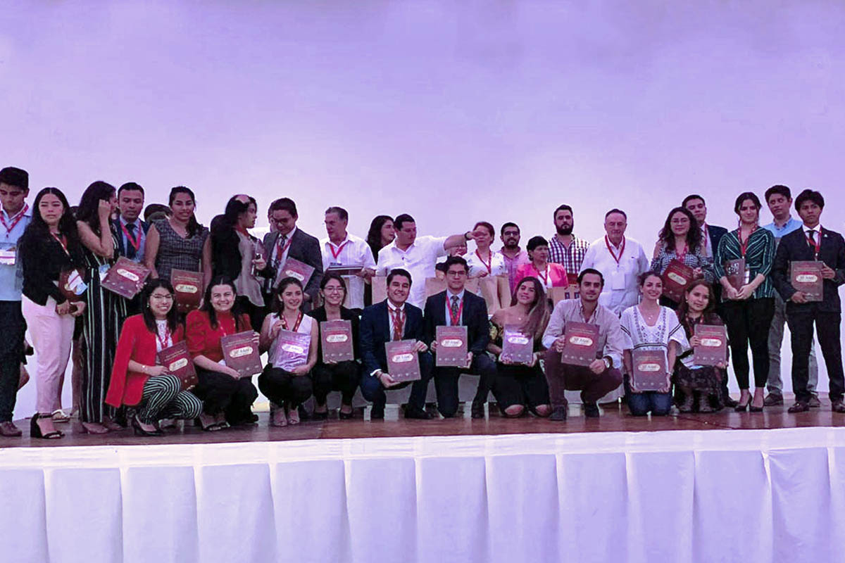 3 / 3 - IX Congreso de Investigación Financiera 3 / 3 - IX Congreso de Investigación Financiera