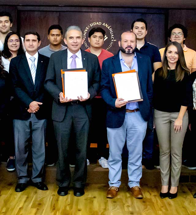 Firma de Convenio con Nuvoil