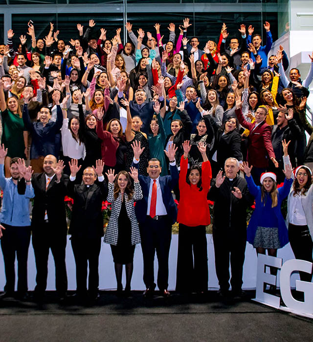 Brindis Navideño de Egresados 2019: Back to the Beginning