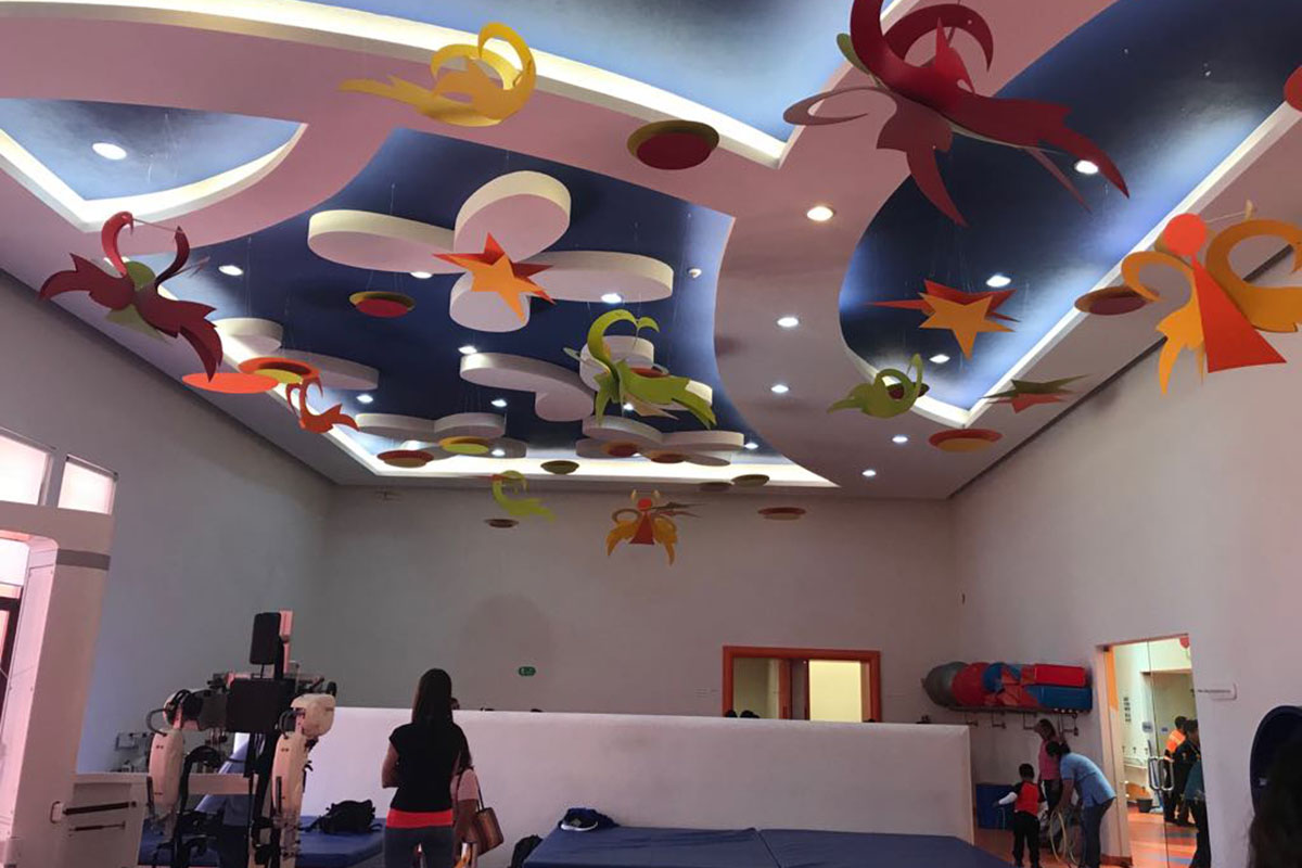 2 / 5 - Visita de Terapia Física y Rehabilitación al CRIT Puebla 2 / 5 - Visita de Terapia Física y Rehabilitación al CRIT Puebla