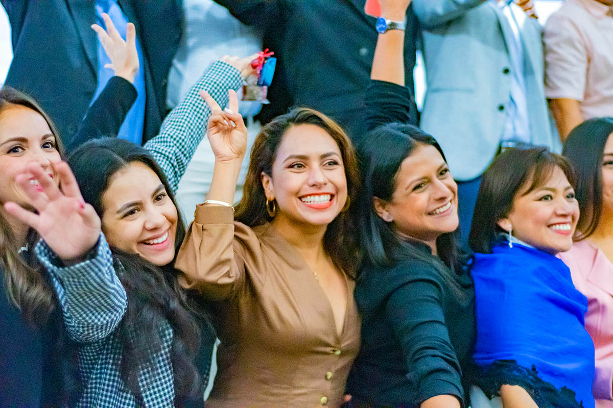 5 / 16 - Clausura Masiva de Diplomados