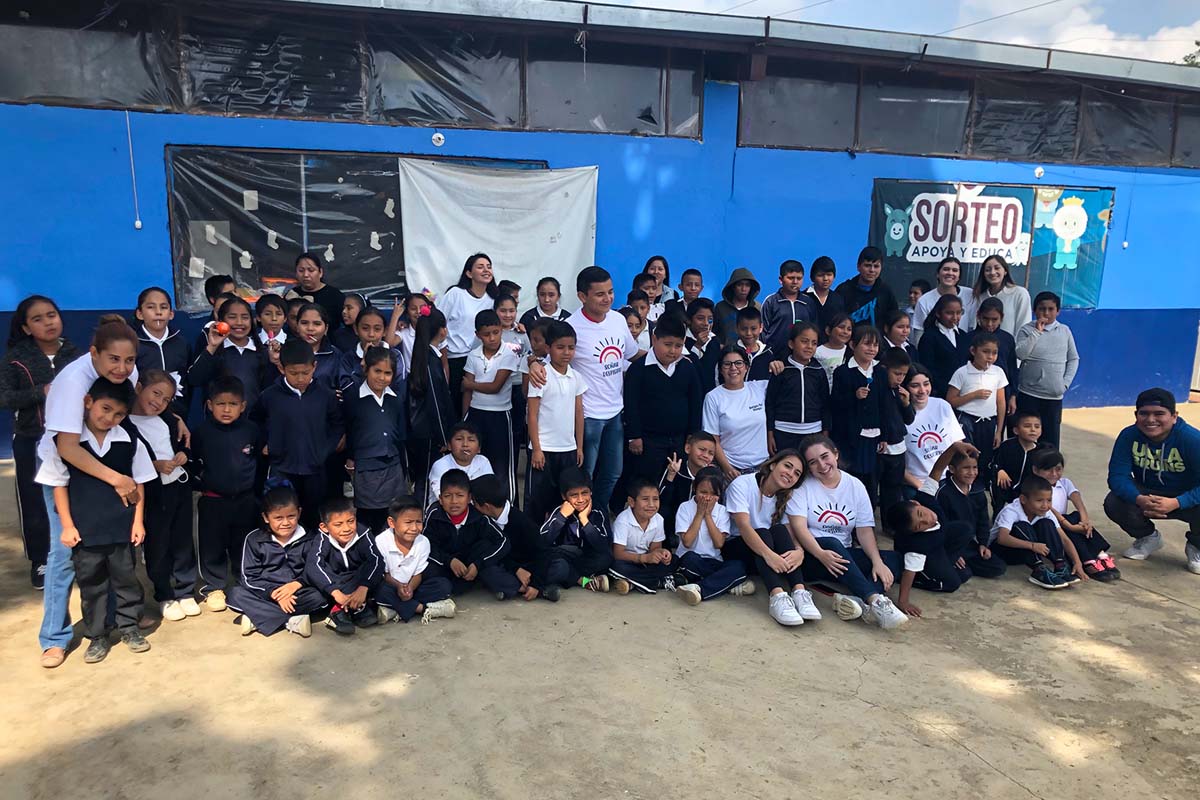 7 / 7 - Grupo Soñar Despierto de Visita en la Escuela las Maravillas 7 / 7 - Grupo Soñar Despierto de Visita en la Escuela las Maravillas