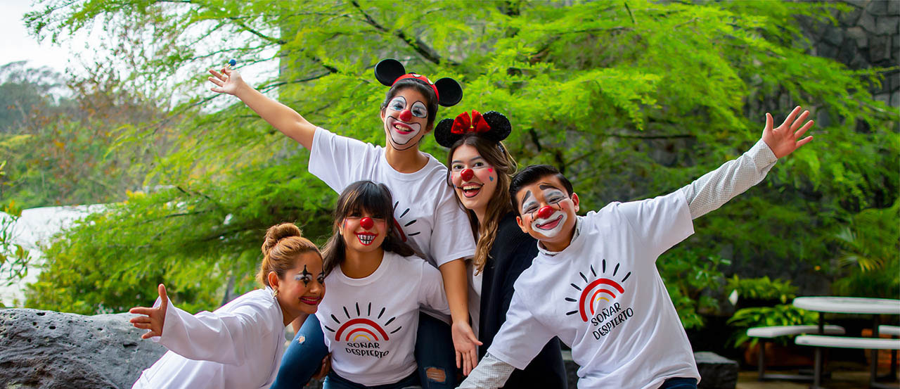 Alumnos de Soñar Despierto con Entusiasmo en el CECAN