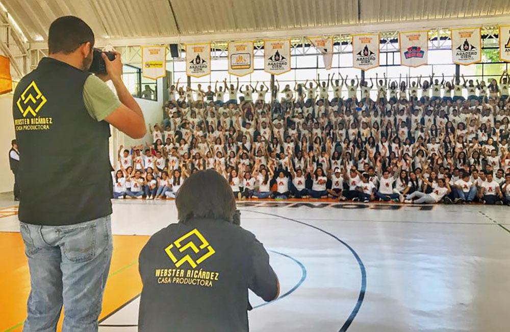 4 / 10 - La Vanguardia en Laboratorios y Plan de Estudios Fueron Determinantes en mi Formación 4 / 10 - La Vanguardia en Laboratorios y Plan de Estudios Fueron Determinantes en mi Formación