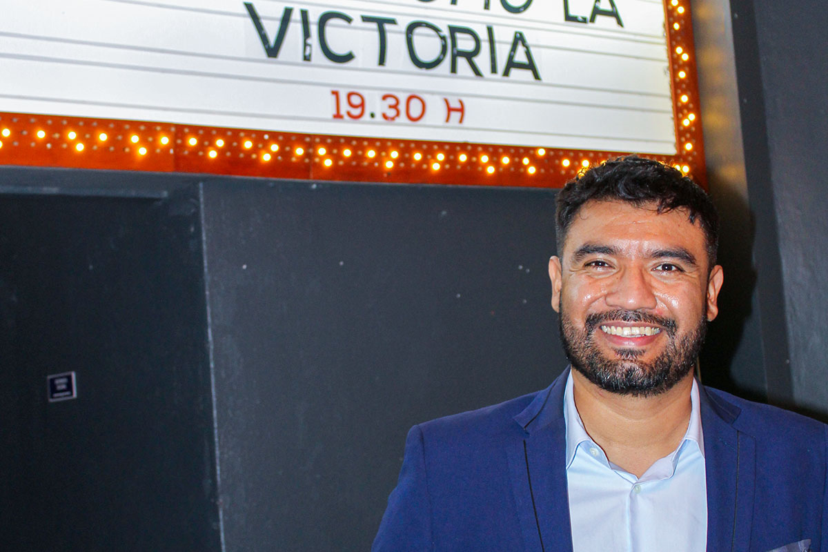 1 / 4 - Presentación del Cortometraje Nada Como la Victoria por el Mtro. Daviel Reyes 1 / 4 - Presentación del Cortometraje Nada Como la Victoria por el Mtro. Daviel Reyes