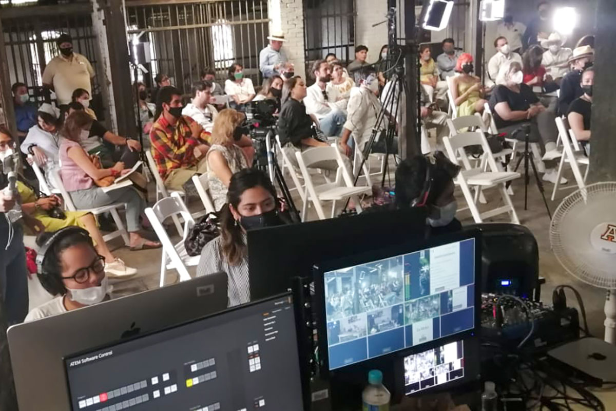 1 / 5 - La Escuela de Comunicación y Entretenimiento Presente en la 1ra Subasta de Café 1 / 5 - La Escuela de Comunicación y Entretenimiento Presente en la 1ra Subasta de Café