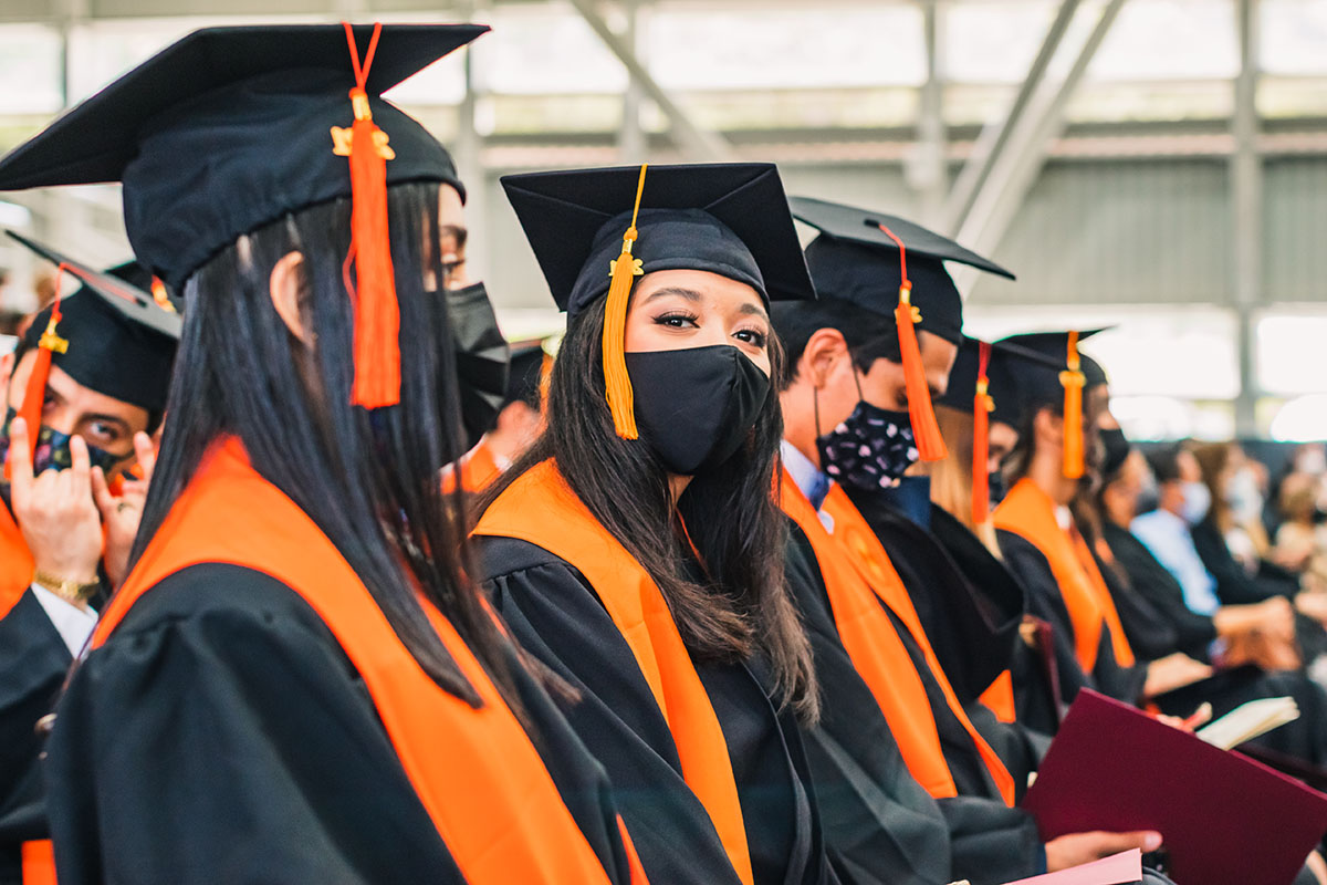 24 / 81 - Egresa una Generación Más de Líderes de Acción Positiva de la Anáhuac Veracruz 24 / 81 - Egresa una Generación Más de Líderes de Acción Positiva de la Anáhuac Veracruz