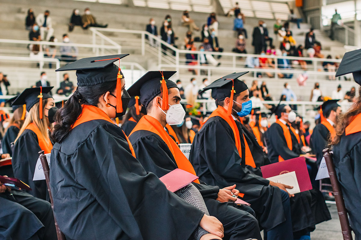 28 / 81 - Egresa una Generación Más de Líderes de Acción Positiva de la Anáhuac Veracruz 28 / 81 - Egresa una Generación Más de Líderes de Acción Positiva de la Anáhuac Veracruz