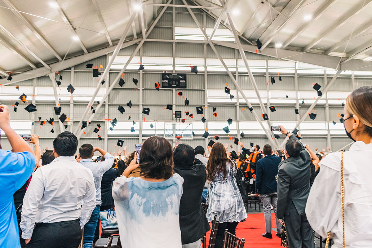 36 / 81 - Egresa una Generación Más de Líderes de Acción Positiva de la Anáhuac Veracruz 36 / 81 - Egresa una Generación Más de Líderes de Acción Positiva de la Anáhuac Veracruz