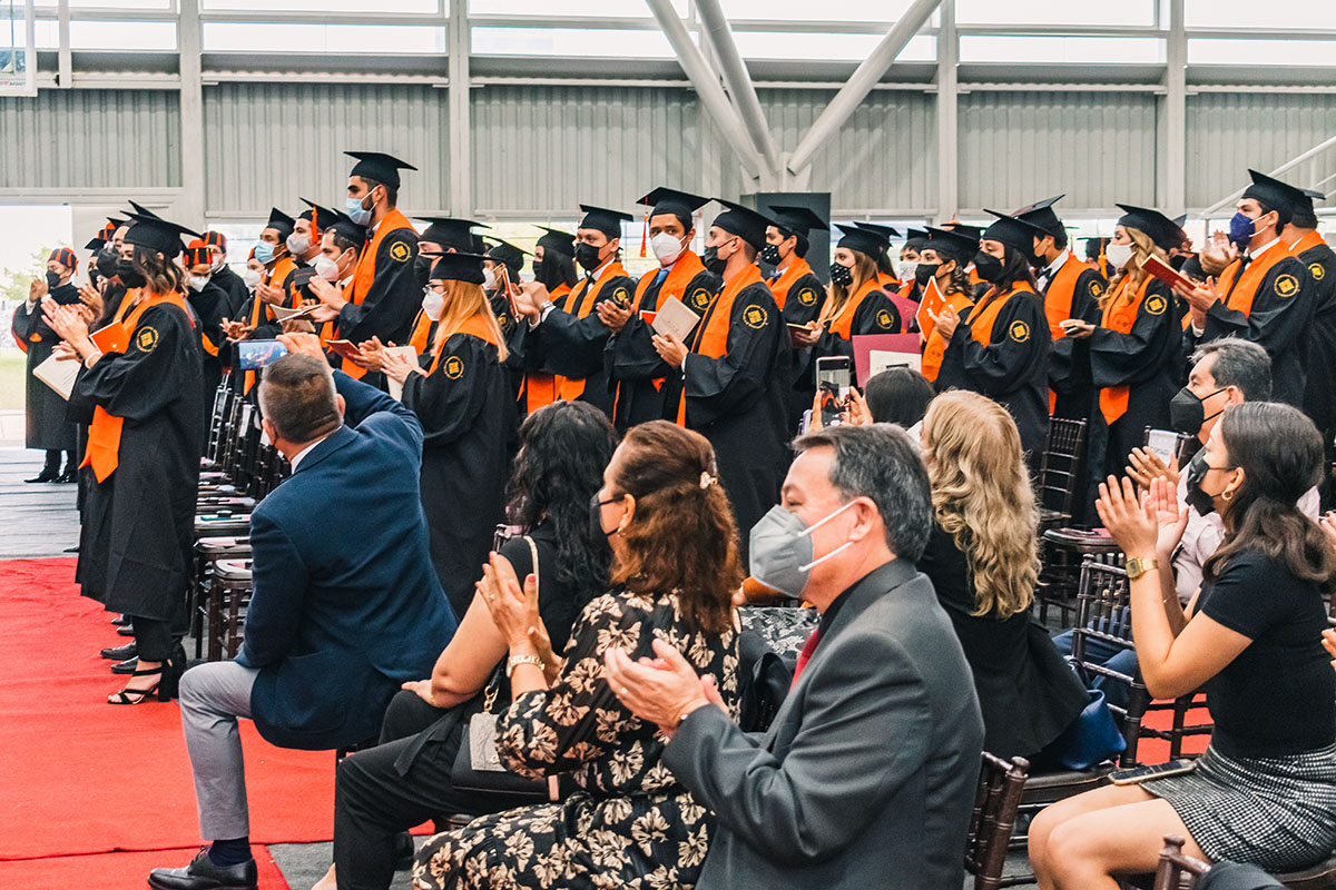 58 / 81 - Egresa una Generación Más de Líderes de Acción Positiva de la Anáhuac Veracruz 58 / 81 - Egresa una Generación Más de Líderes de Acción Positiva de la Anáhuac Veracruz