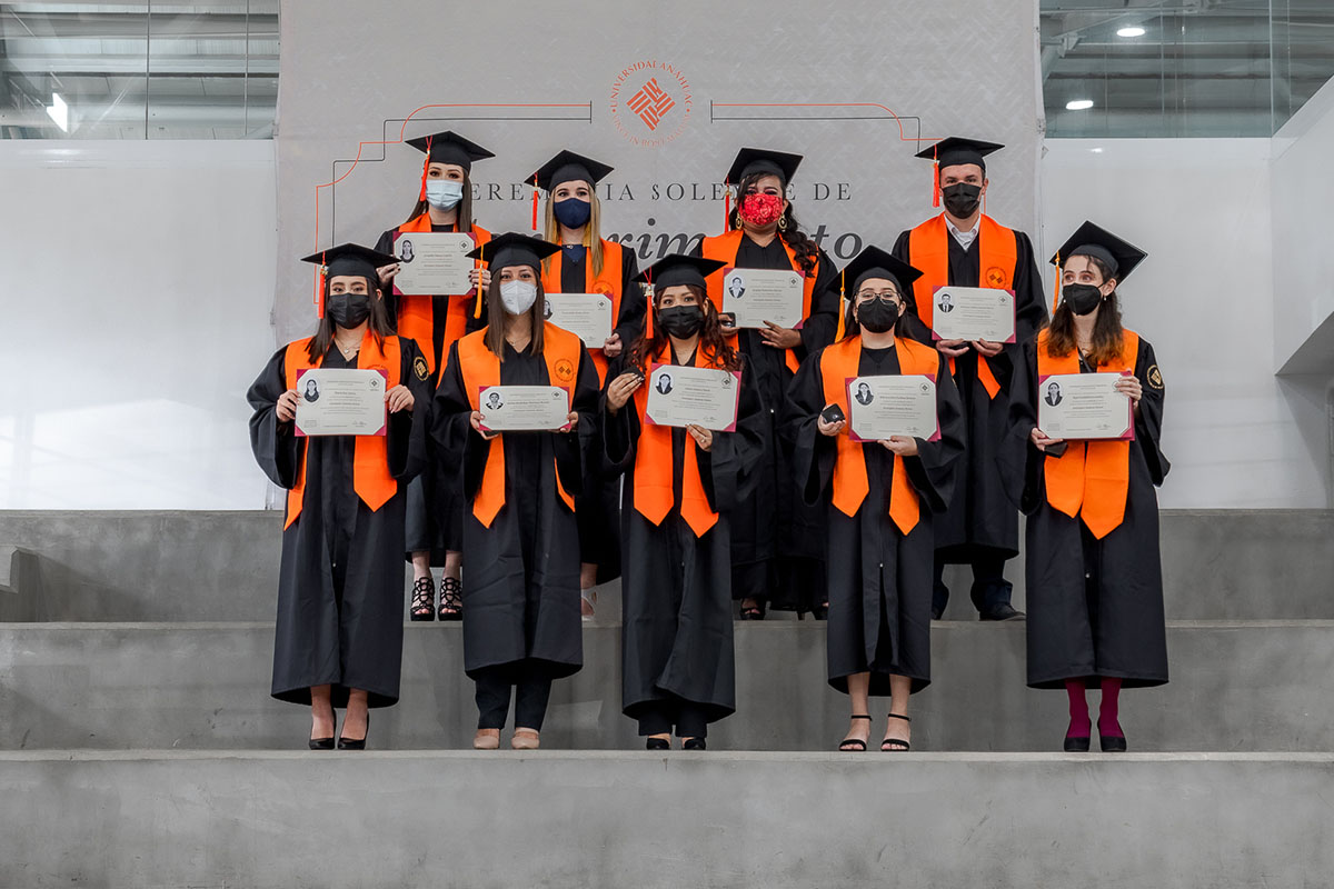 73 / 81 - Egresa una Generación Más de Líderes de Acción Positiva de la Anáhuac Veracruz 73 / 81 - Egresa una Generación Más de Líderes de Acción Positiva de la Anáhuac Veracruz