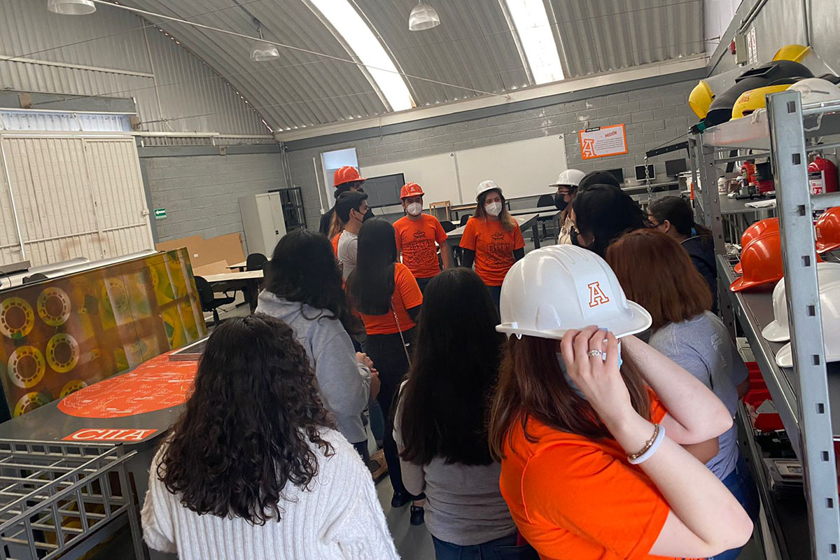 4 / 6 - Bienvenida a los Nuevos Integrantes de la Comunidad 4 / 6 - Bienvenida a los Nuevos Integrantes de la Comunidad