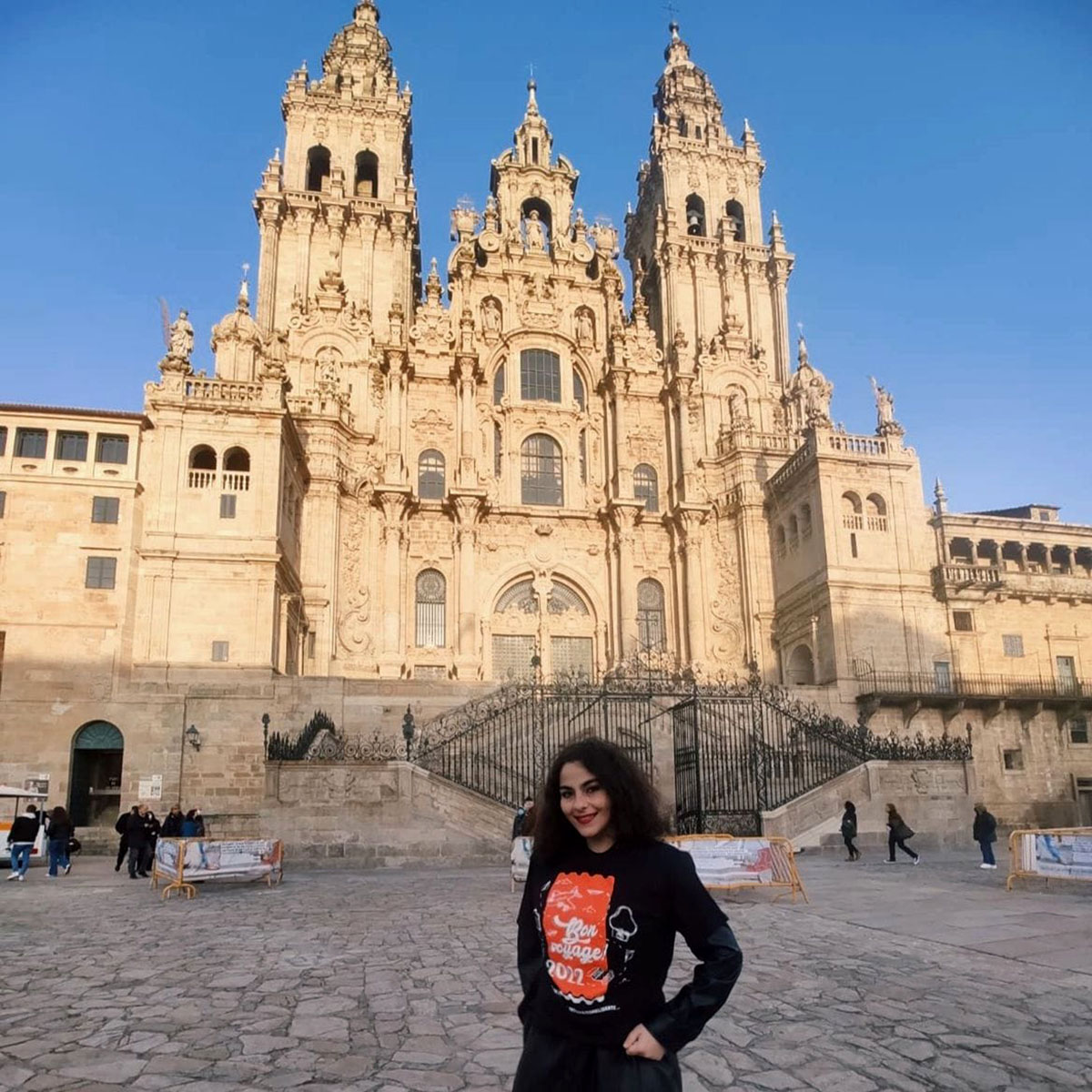 1 / 2 - Estudiante de Intercambio Elegida Embajadora Erasmus en la Universidad Santiago de 1 / 2 - Estudiante de Intercambio Elegida Embajadora Erasmus en la Universidad Santiago de