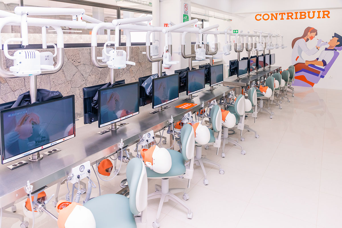 2 / 16 - Inauguración de Nuevas Instalaciones para las Futuras Generaciones de la Licenciatura en