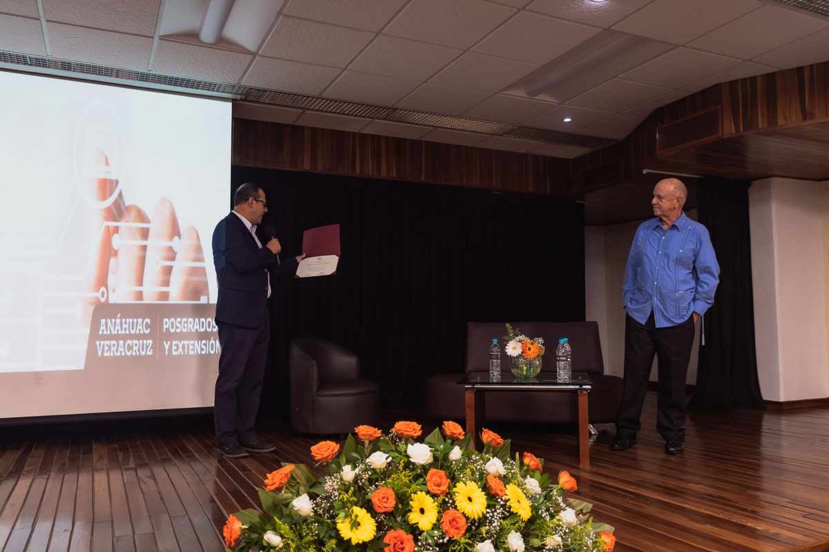 7 / 7 - Liderazgo Disruptivo: La Clave de la Innovación Empresarial 7 / 7 - Liderazgo Disruptivo: La Clave de la Innovación Empresarial