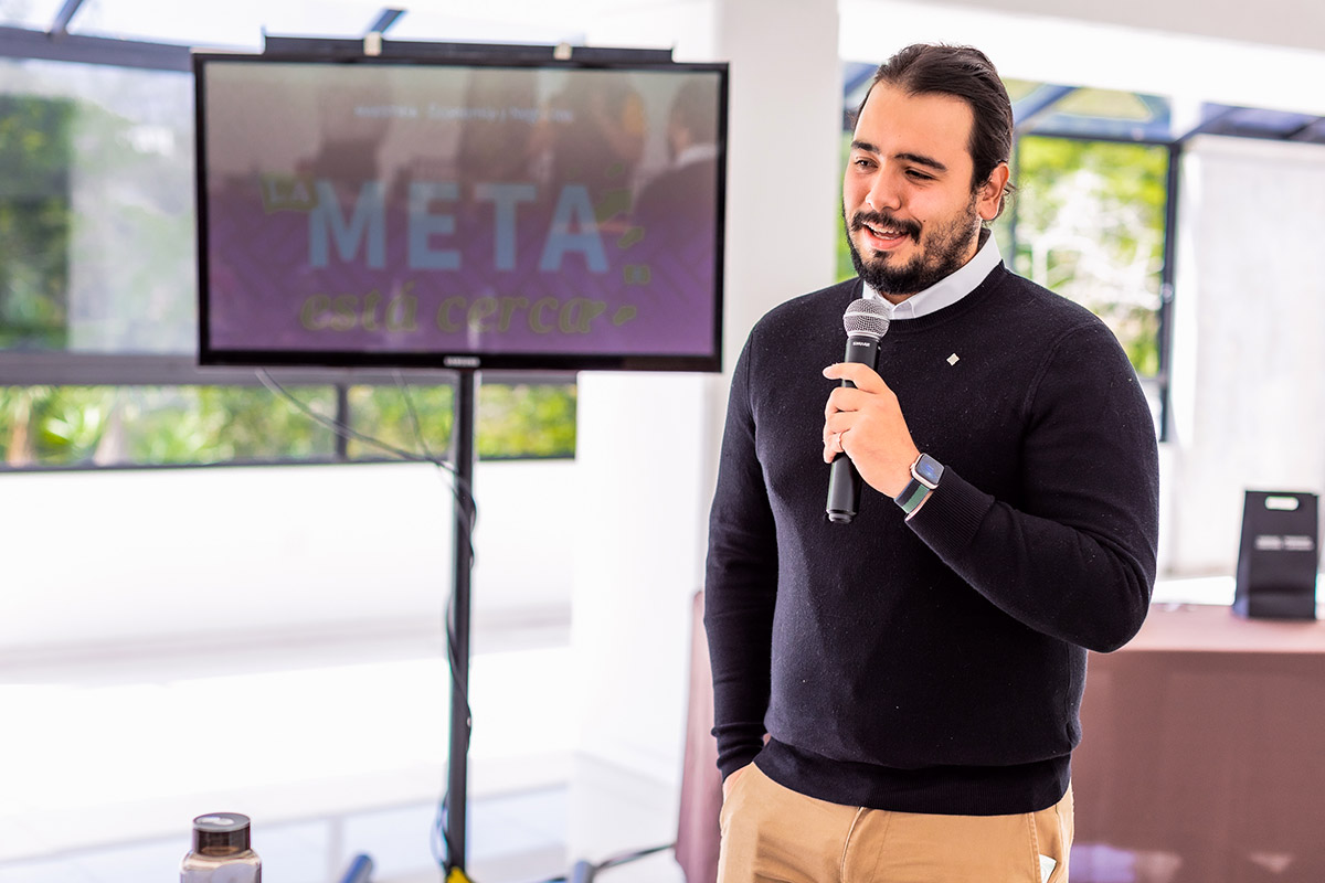 19 / 23 - La Meta Está Cerca: Maestría en Economía y Negocios
