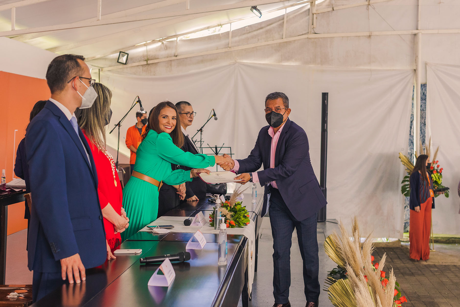 7 / 41 - Un Nuevo Grupo de Líderes Anáhuac Culmina sus Estudios de Diplomado 7 / 41 - Un Nuevo Grupo de Líderes Anáhuac Culmina sus Estudios de Diplomado