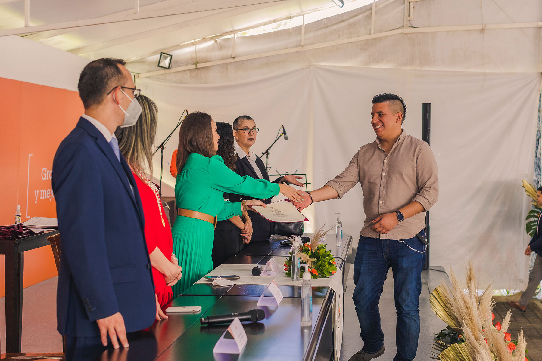 8 / 41 - Un Nuevo Grupo de Líderes Anáhuac Culmina sus Estudios de Diplomado 8 / 41 - Un Nuevo Grupo de Líderes Anáhuac Culmina sus Estudios de Diplomado