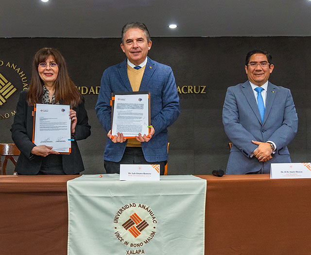 Firma de Convenio con el Colegio Mexicano de Nutrición