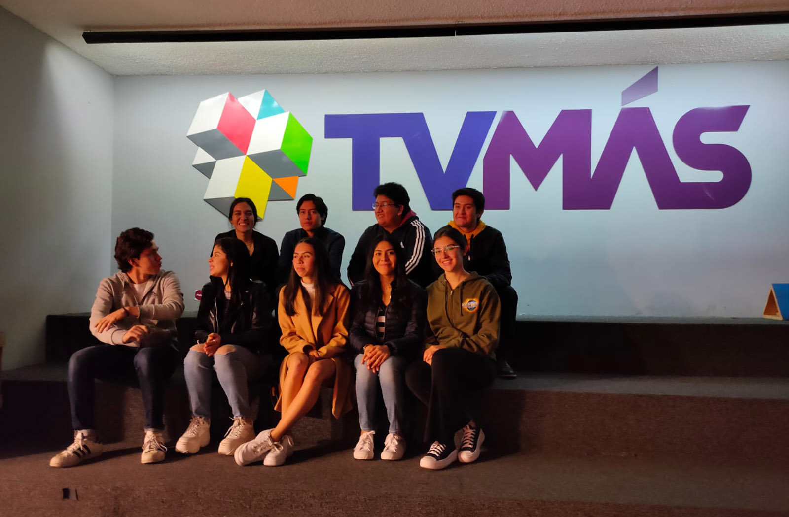 1 / 4 - Radiotelevisión de Veracruz Recibe a una Generación más de Alumnos de Comunicación 1 / 4 - Radiotelevisión de Veracruz Recibe a una Generación más de Alumnos de Comunicación
