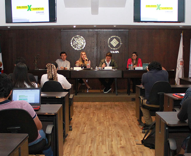 Foro Diálogos x la Juventud