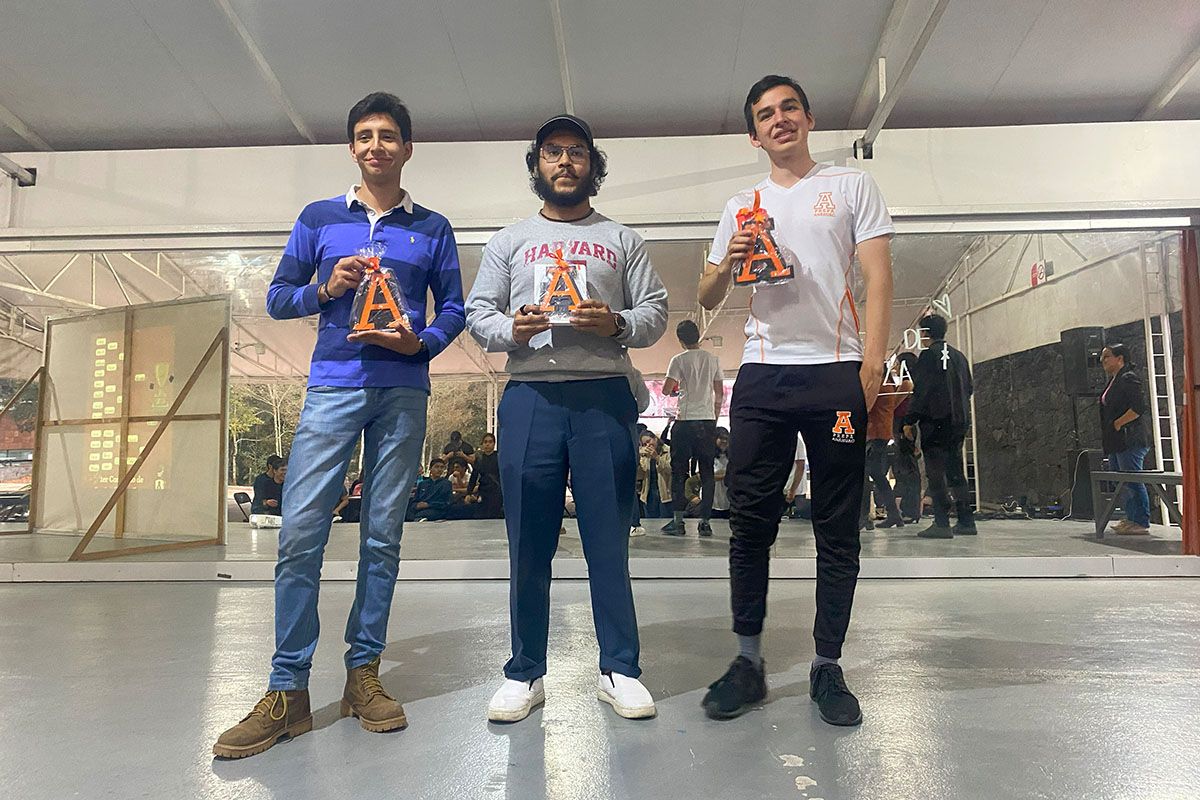 8 / 9 - Primer Concurso de Derivadas Anáhuac 8 / 9 - Primer Concurso de Derivadas Anáhuac