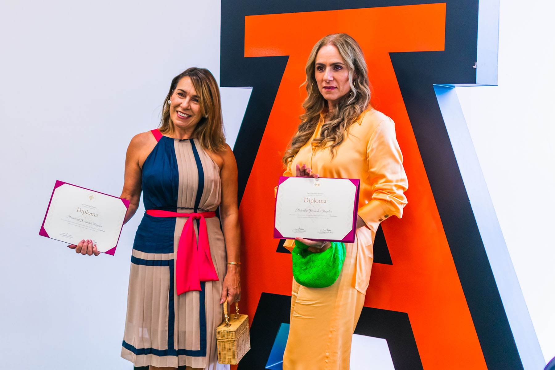 10 / 23 - Clausura de Diplomados de la Escuela de Psicología 10 / 23 - Clausura de Diplomados de la Escuela de Psicología