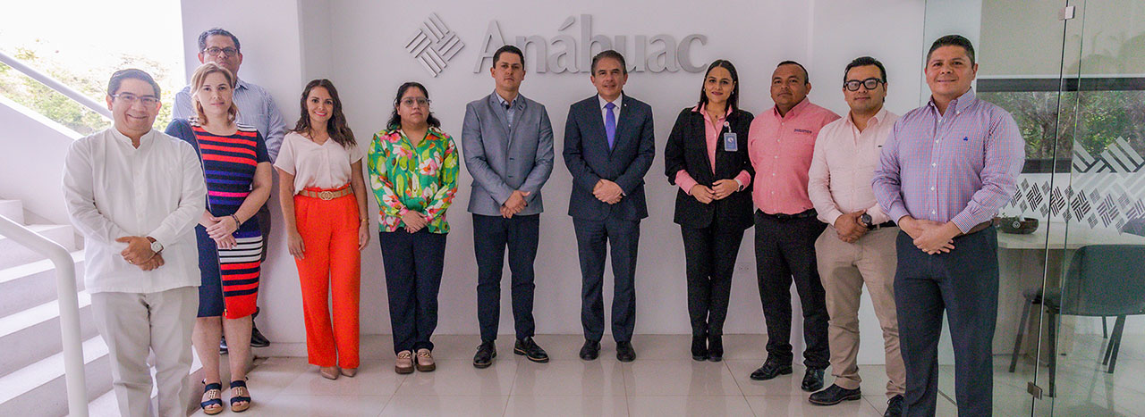 Firma de Convenio con Hospital Policlínica Óptima Xalapa