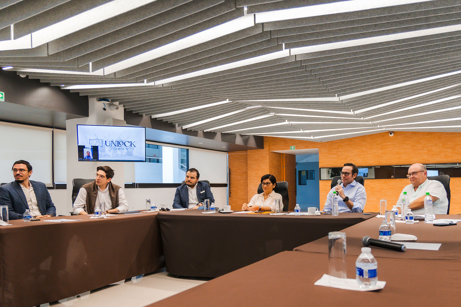 10 / 45 - Primer Concurso de Emprendimiento Lion&#039;s Den 2023