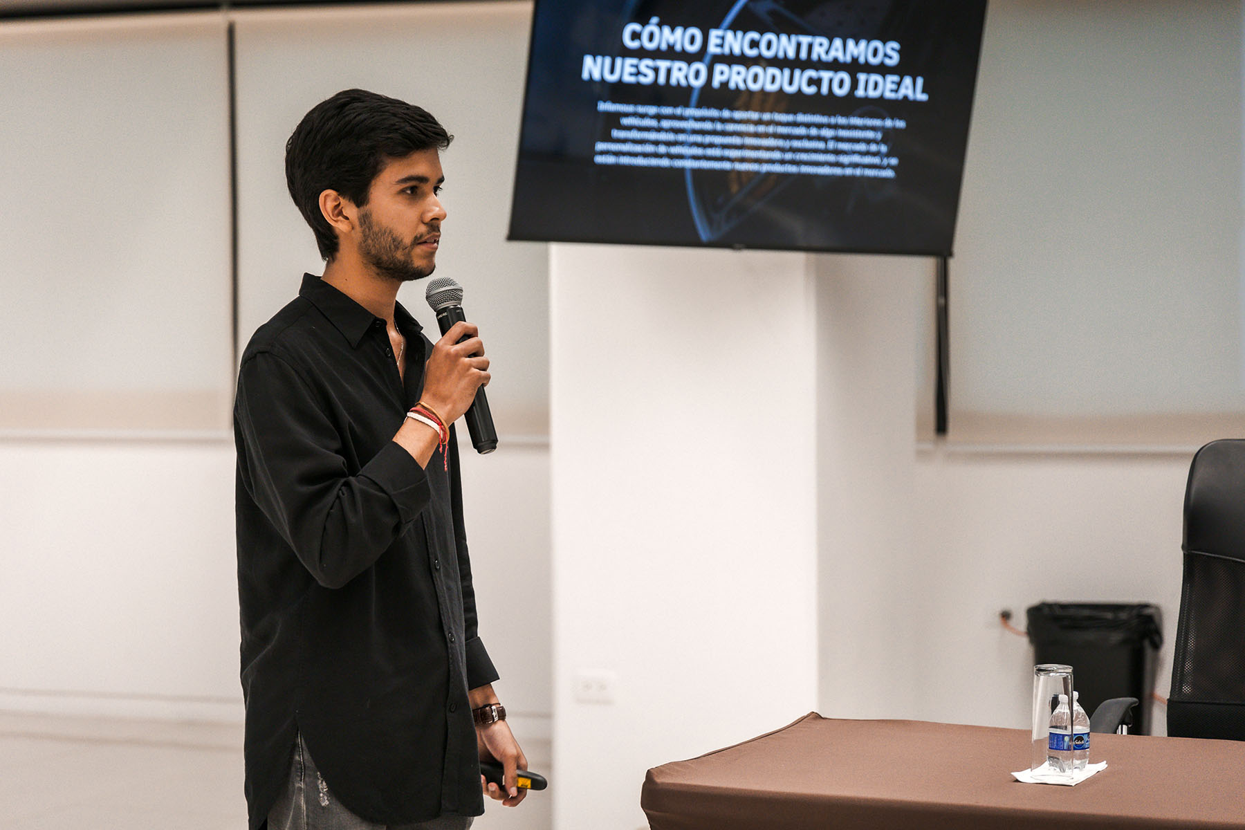 14 / 45 - Primer Concurso de Emprendimiento Lion&#039;s Den 2023